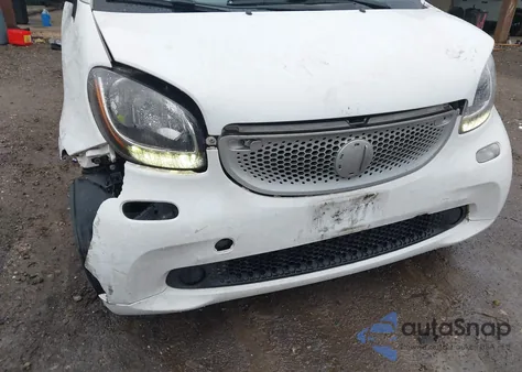 2016 Smart Fortwo Pure from USA, damaged, VIN WMEFJ5DA0GK140072